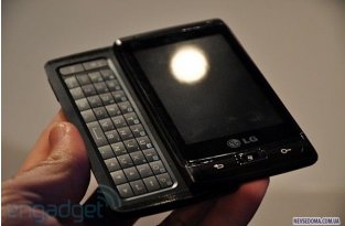LG представила первый коммуникатор работающий на Windows Phone 7 (8 фото)