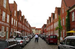 Голландский квартал в Потсдаме (13 фото)