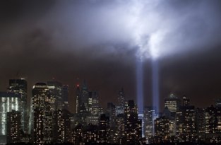 Как Нью-Йорк готовился к годовщине терактов 9/11 (13 фото)