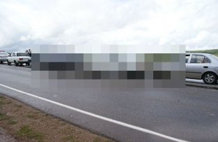 Подборка нелепых аварий и происшествий с автомобилями (44 фото)