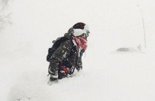 На Дальний Восток обрушился сильнейший снегопад (35 фото)