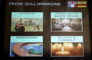 Новая услуга в итальянской церкви (5 фото)