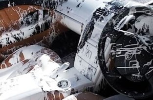 Уходя от столкновения с собакой, владелец Maserati нанес себе ущерб на 90 000 долларов (2 фото)