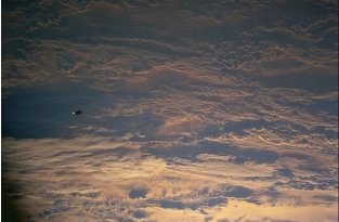 Агенство NASA уничтожает снимки НЛО (7 фото)