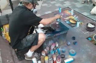 Уличный художник
