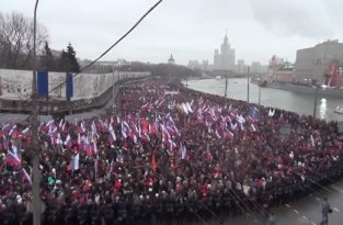 Траурный марш памяти Немцова в Москве полностью. Таймлапс