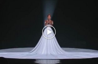Дженифер Лопес и ее 6-метровое платье