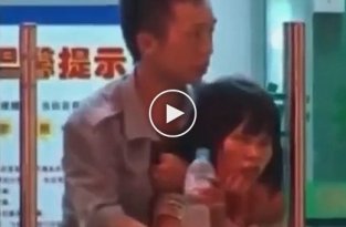В Китае хитростью обезвредили преступника захватившего в заложники женщину