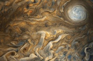 Жалуетесь на погоду? NASA показало облачные пояса Юпитера, где скорость ветра достигает 60 км/с (7 фото + 1 видео)