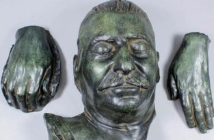 Посмертная маска Сталина ушла с молотка за 17 тысяч долларов (2 фото)