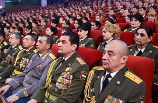 В Таджикистане переименуют советские воинские звания (1 фото)