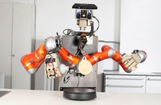 Робот самостоятельно научился готовить блинчики (2 фото + видео)