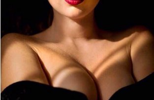 Красивой женской груди много не бывает (7 фото) (эротика)