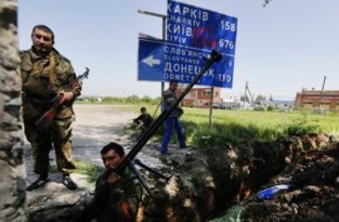 Боевики “ДНР” расстреляли путинских «росгвардейцев»