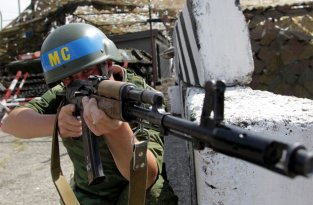 В России заявили о готовящемся вторжении в Украину под видом “миротворцев”: названы признаки