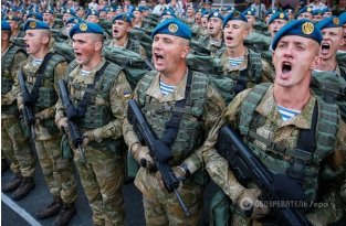 Украинский военный парад поразил Китай