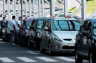 Сервис Uber подтолкнул к росту цены на такси в Киеве