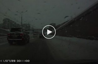 Авария в Новосибирске с сюрпризом со встречной полосы