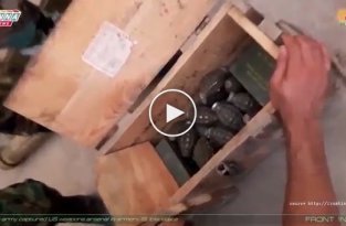 Журналисты спалили российский военторг на складе ИГИЛ в Сирии
