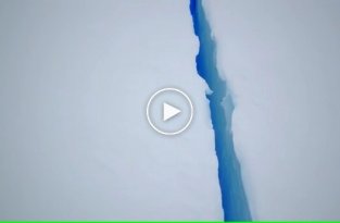 Дрон снял гигантскую трещину на Антарктиде