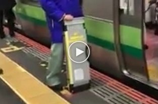 Вот так вот работает метро в Японии