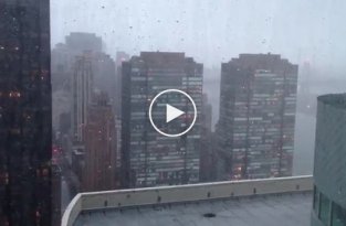 Ощущение урагана Сэнди на 30 этаже небоскреба