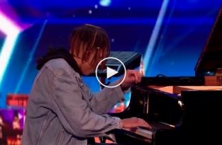 Фантастическая игра на пианино от Токио Майерса 's Got Talent, игра на рояле