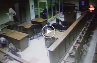 Опубликовано видео перестрелки в здании Мособлсуда