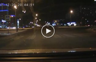 В Набережных Челнах автомобиль скорой помощи столкнулся с Hyundai