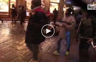 Мигранты наводят беспорядки во Флоренции. Италия