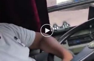 Необычный водитель автобуса в Ростове-на-Дону