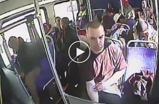 Наркоман принял наркотики прямо в автобусе на глазах у пассажиров