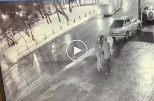 Убийство возле караоке-бара на востоке Москвы сняли камеры наблюдения
