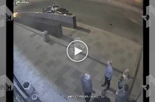 Чудовищное избиение мужчины у ресторана в Москве