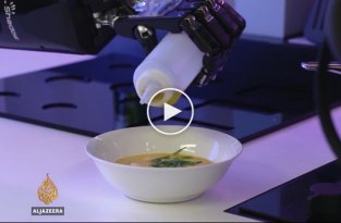 Робот-повар на кухне