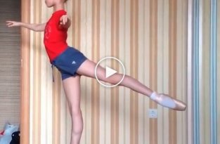 Как тренируют будущих балерин