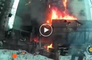 Тушение пожара в торговом центре Кишинева от первого лица