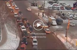 Авария в Красноярске с возгоранием волги