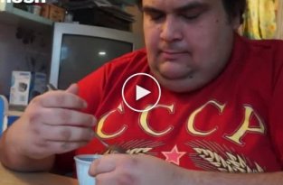 В Усть-Илимске мужчина набрал 40 кг за месяц