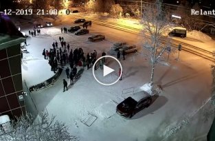 В Мурманской области школьники избили сотрудников полиции