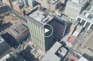 Снос 108-метрового здания в центре Йоханессбурга