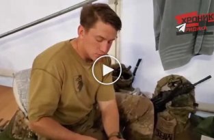 Американские военнослужащие пробуют украинскую тушенку из сухпайка и улыбаются