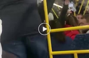 Массовая драка в автобусе во Владимире