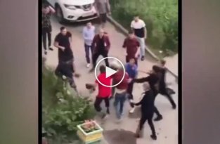 В Басманном районе Москвы мигранты устроили массовую драку