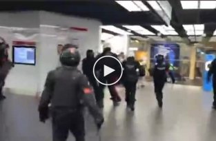 Жесткая работа французской полиции по протестующим
