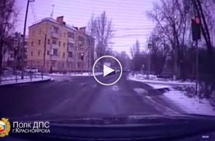 В Красноярске погибла пенсионерка, перебегавшая дорогу