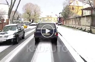 Кёрлинг на дороге небольшое ДТП из Калининграда
