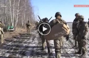 Украинские герои во время сегодняшней перестрелки с русней в Киевской области