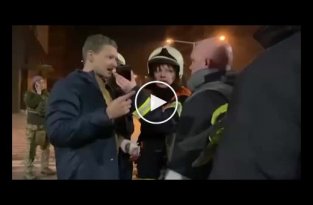 Видео от ГСЧС ликвидации последствий прилета наряда в ТРЦ Киева