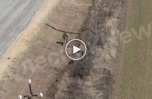 ВСУ уничтожили вражеские позиции, которые разоблачил один из оккупантов, убегая от нашего дрона
